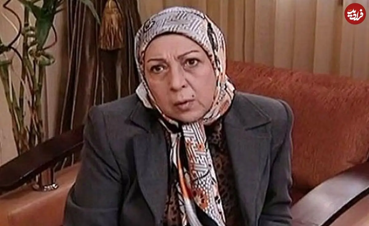 سفر شگفت‌انگیز در زمان با عکس نادر «هایده حائری» از مراسم عروسی‌اش در سال ۵۴!