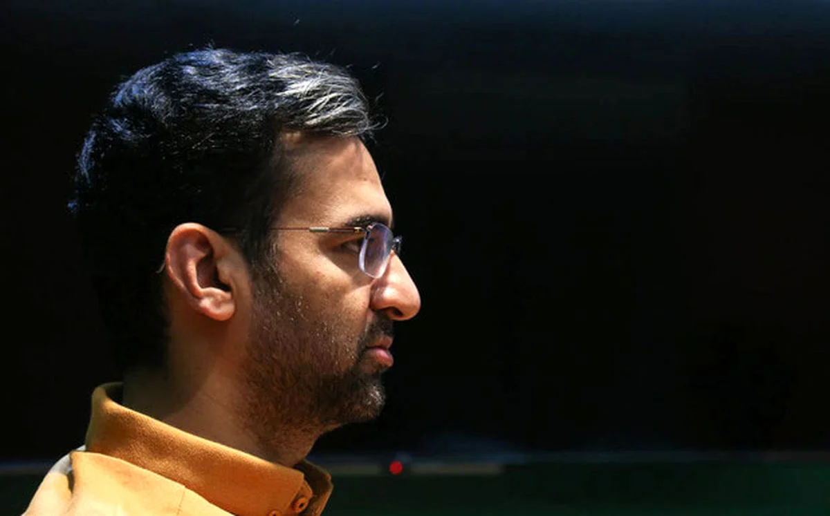 آذری‌جهرمی: سیاه شدن سیم‌کارت خبرنگاران مظلوم، هنر نیست؛ تبعیض‌ها را پایان دهید!