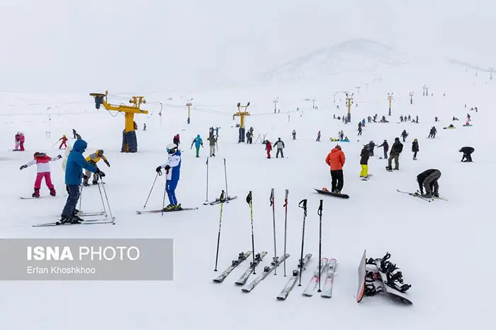 تصویر نادر از درگیری جنجالی 30 سالگی محمود بصیری با بهروز وثوقی در سینما