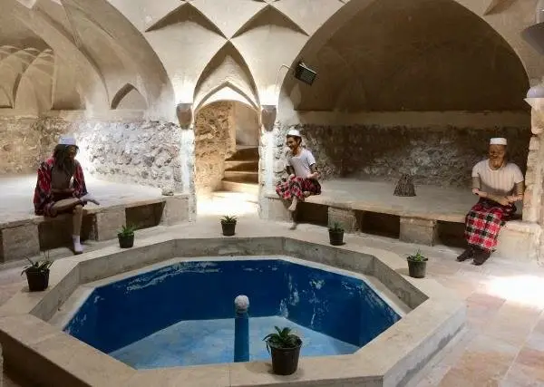 حمام تاریخی گله‌داری بندرعباس پس از سال‌ها دوباره به روی مردم باز شد!