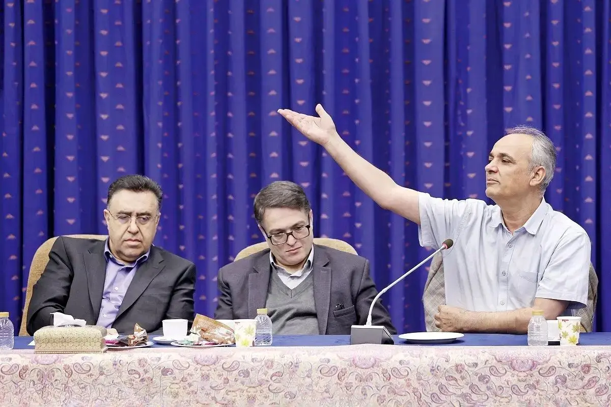 نشست جنجالی با رئیس‌جمهور؛ اصلاح‌طلبان انتقاد کردند، تندروها تشویق و خاطرات سریال پایتخت زنده شد!