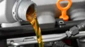 ۵ باور نادرست درباره روغن موتور که ممکن است ماشین‌تان را تهدید کند!