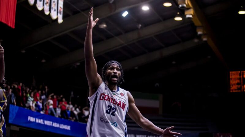 گرگان با شکست استقلال، صدرنشین لیگ بسکتبال شد؛ رقابتی جذاب و نفس‌گیر!