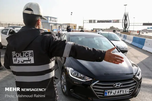 ترافیک سنگین در آزادراه قزوین-کرج؛ بارش برف محور چالوس را سفیدپوش کرد!