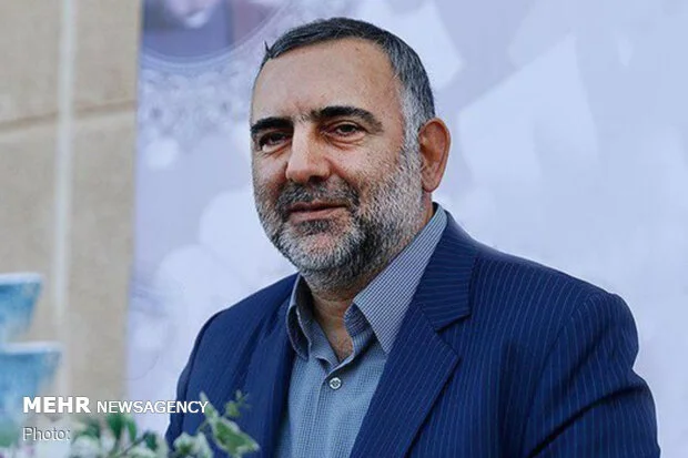 جوادی: شعری که مرزها را درنوردید؛ درخشش غزل‌های حسین منزوی جهانی می‌شود