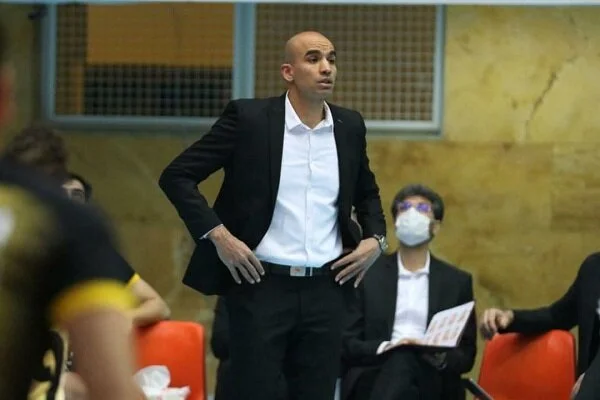 شوک در لیگ برتر والیبال؛ رحمان محمدی راد سرمربی جدید مهرگان نور شد!