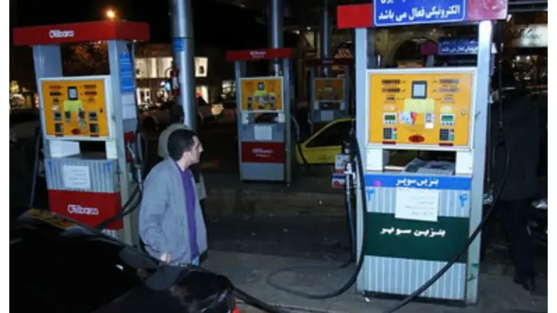 سخنگوی صنف جایگاه‌داران: عرضه بنزین سوپر وارداتی کی آغاز می‌شود؟ پاسخ جنجالی رضا نواز