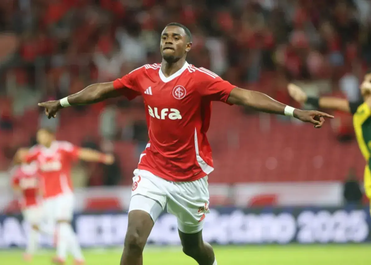 الاهلی با 10 میلیون دلار یک ستاره 19 ساله برزیلی را شکار کرد!