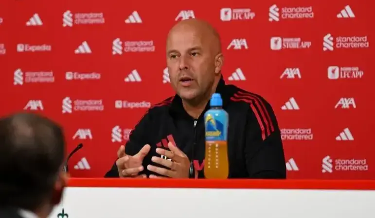 اشلوت خبر داد: امروز با صلاح صحبت می‌کنم؛ تکلیف بازی حساس لیگ برتر مشخص می‌شود!