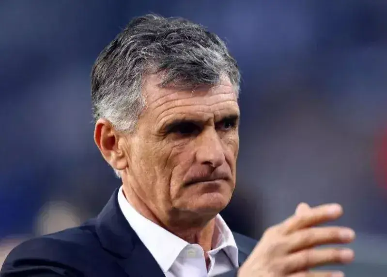 بازی در چمن مصنوعی روی عملکردمان تأثیر می‌گذارد