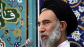 امام‌جمعه موقت اصفهان: علم و تبیین، سلاح قدرتمند مقاومت در برابر دشمن است
