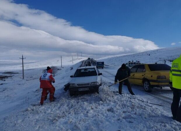 برف وحشی در خراسان رضوی؛ ۵۸۳ مصدوم در دام کولاک نجات یافتند!