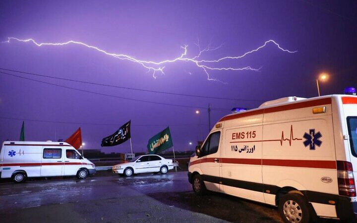 رضازاده: صاعقه‌زدگی در روستای مزرعه سردشت؛ ۳ نفر مصدوم شد