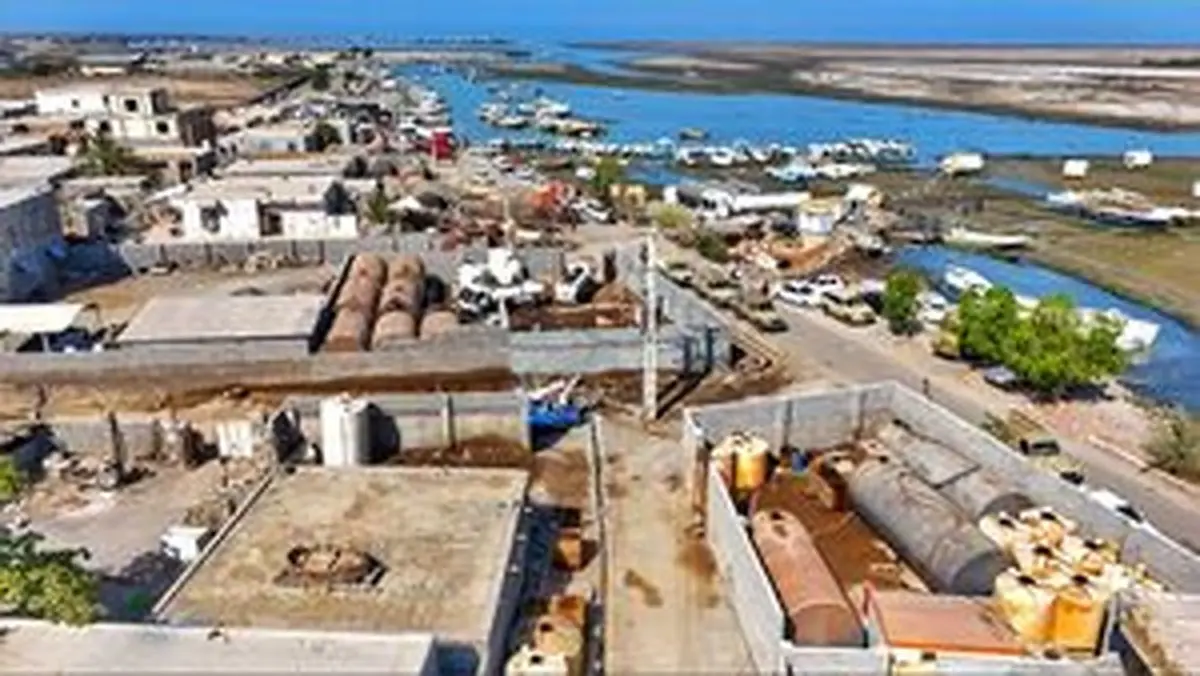 افشای راز بزرگ‌ترین باند قاچاق سوخت؛ گردش مالی ۱۶۷ هزار میلیاردی و ۹۵۲۸ مظنون در پرونده طوفان - وب‌گردی