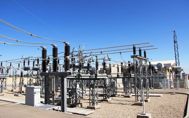 پست سیار ۳۰ مگاولت‌آمپری نهضت ملی مسکن قم راه‌اندازی شد؛ برق ۲۰۰۰ واحد مسکونی تامین شد