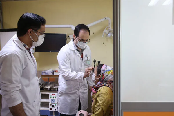 ظرفیت خیره‌کننده ۲۱ رشته پزشکی فوق‌تخصصی همچنان بدون متقاضی؛ آیا اصلاح پرداختی‌ها راهگشا خواهد بود؟