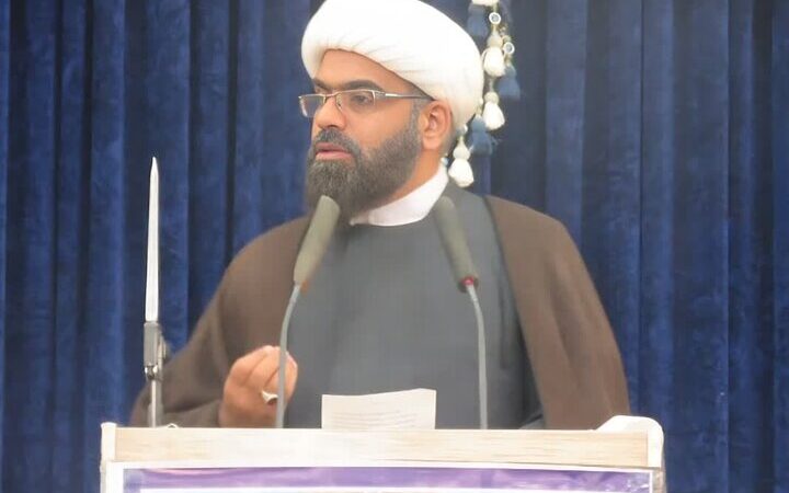 امام جمعه زرین دشت هشدار داد: مسئولان برای مهار گرانی‌ها به میدان بیایند!