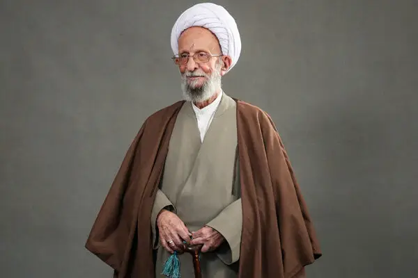 تنها کسی که پس از امام، فریب مجاهدین خلق را نخورد آیت الله مصباح بود