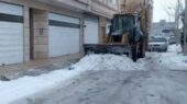 شهرداری زنجان با ۱۸۰ دستگاه ماشین‌آلات آماده مقابله با برف و کولاک شد