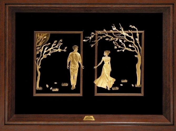 چرا هدیه روکش طلای لوموس، بهترین انتخاب روز زن برای ثبت عشق ماندگار است؟