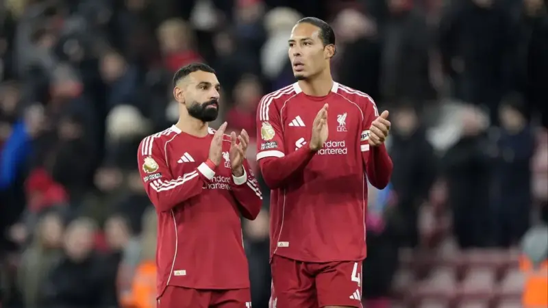 فن‌دایک چگونه می‌تواند بحران صلاح و لیورپول را داغ‌تر کند؟