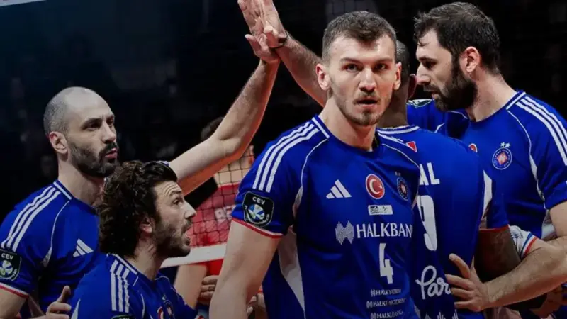 شکست تاریخی صدرنشین سوپرلیگ والیبال ترکیه در دیدار نفس‌گیر شهرآورد!