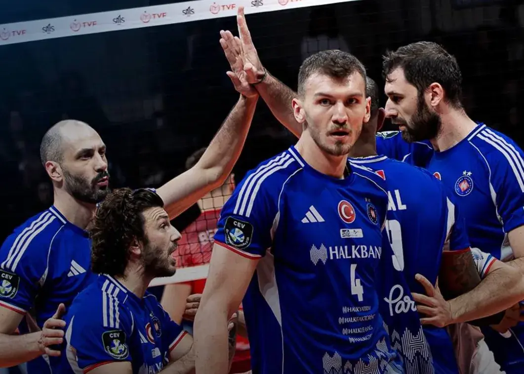 شکست تاریخی صدرنشین سوپرلیگ والیبال ترکیه در دیدار نفس‌گیر شهرآورد!