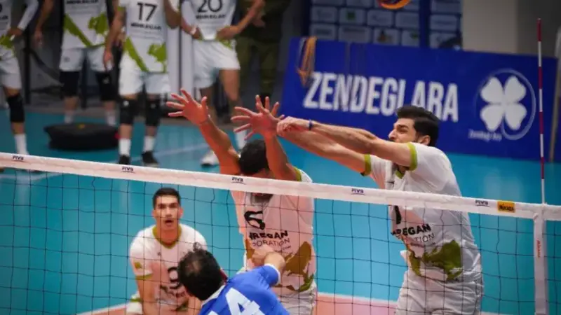 کیاوش حیدر با ۳۰ امتیاز درخشان، تیمش را از قعر جدول لیگ والیبال نجات داد!