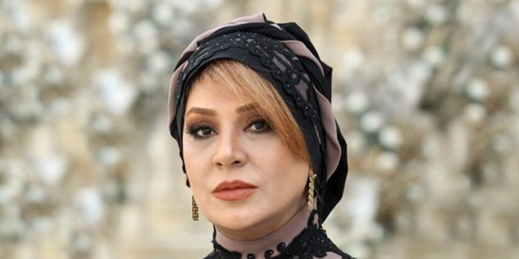 چطور پالتوی قهوه‌ای نسرین مقانلو، استایل زمستانی‌اش را به سطحی جدید رساند؟