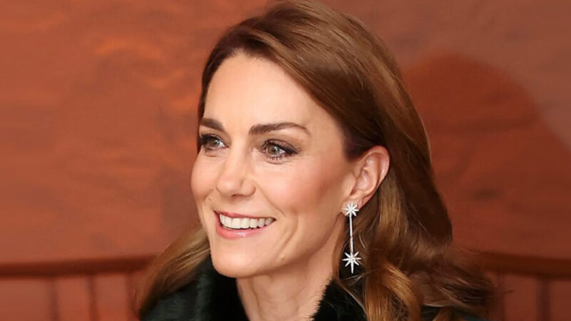 پرنسس ولز تاجی را بر سر گذاشت که ۱۷۲ سال قدمت دارد!