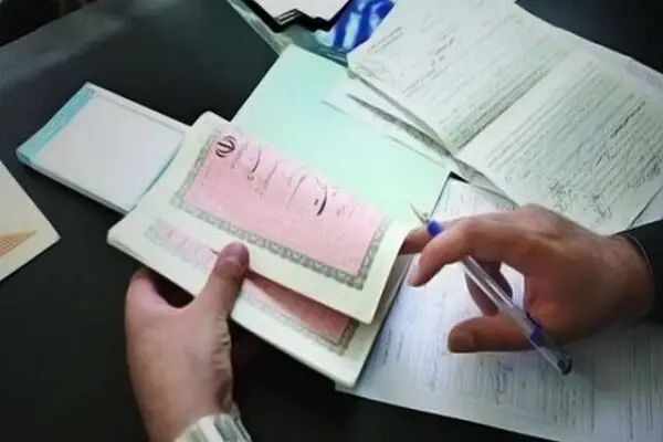 اقبال هشدار داد: ۹۸ هزار سند دفترچه‌ای در یزد هنوز مشکل‌ساز است!