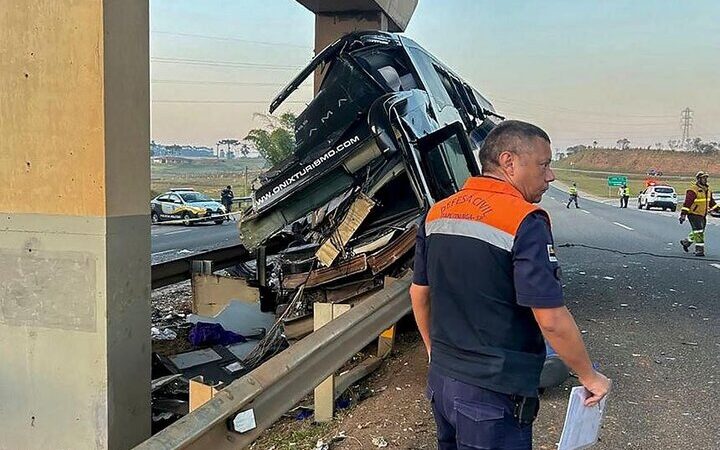 تصادف در جنوب شرقی برزیل ۵ کشته و ۹ زخمی بر جای گذاشت