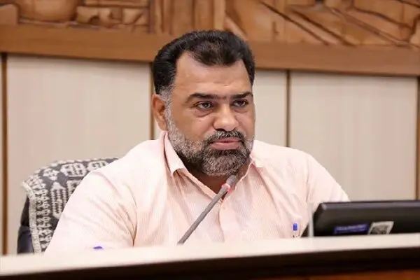 نیکونژاد: نظارت بی‌رحمانه بر پروژه‌های عمرانی، خط قرمز شورای شهر یزد!