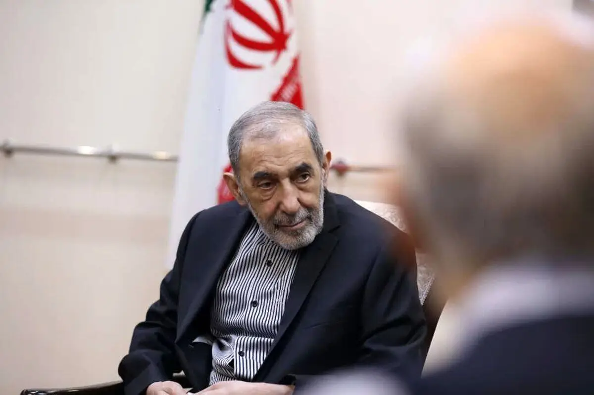 واکنش مشاور رهبری به مجوز ترامپ برای حمله به ایران