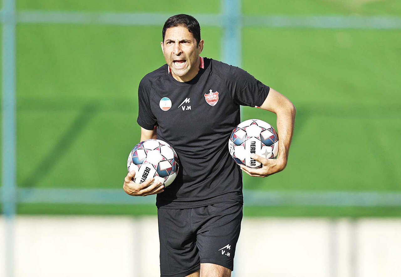 چرا وحید هاشمیان بارها با پرسپولیس توافق نکرد؟ راز ۵۰ میلیارد تومان لو رفت!