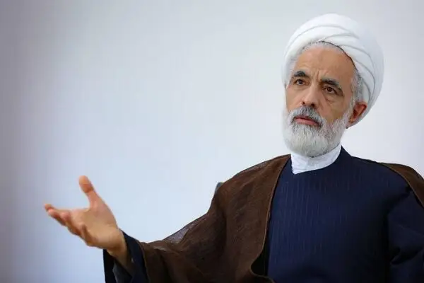 حجت‌الاسلام انصاری با پیامی تأثرانگیز درگذشت اشرف بروجردی را تسلیت گفت