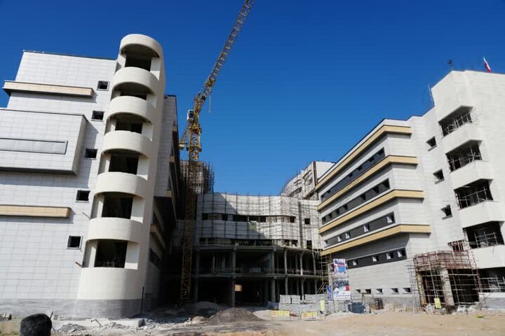 وعده تحویل موقت پروژه بیمارستانی «نیایش» خرم‌آباد در سال ۱۴۰۵
