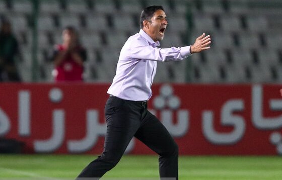 وحید هاشمیان در آستانه بازگشت به لیگ برتر؛ پیشنهاد وسوسه‌انگیز مس رفسنجان به مربی جنجالی پرسپولیس