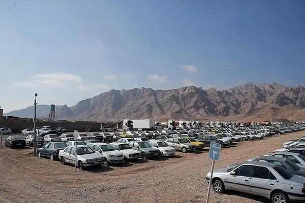 آغاز مزایده بی‌سابقه ۴۲۶ خودرو و موتور توقیفی در اصفهان؛ فرصت طلایی برای خریداران!