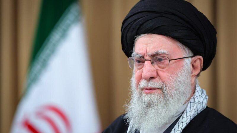 پیام تسلیت رهبر انقلاب به معاون رئیس جمهور پس از حادثه دلخراش خانواده‌اش