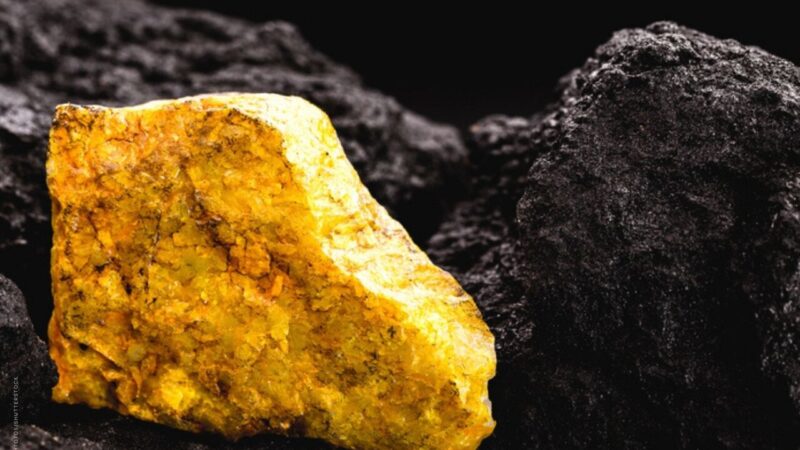 نیجر استقلال کامل گرفت؛ اورانیوم‌هایش را آزادانه در بازار جهانی می‌فروشد!