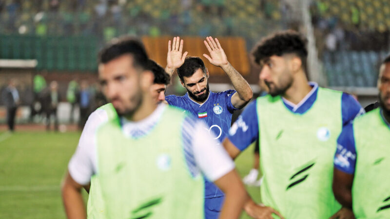 بمب‌ بدصدای استقلال؛ قهرمان توخالی نقل و انتقالات