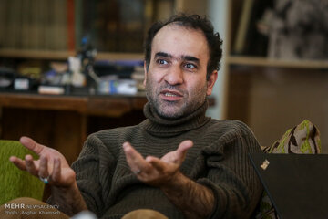 وضعیت وخیم رضا امیرخانی پس از سقوط با پاراگلایدر؛ بیمارستان کسری خبر داد