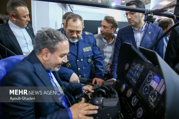 وزیر دفاع: شگفتی از ظرفیت بی‌نظیر شرکت‌های فناور در تأمین نیازهای دفاعی کشور