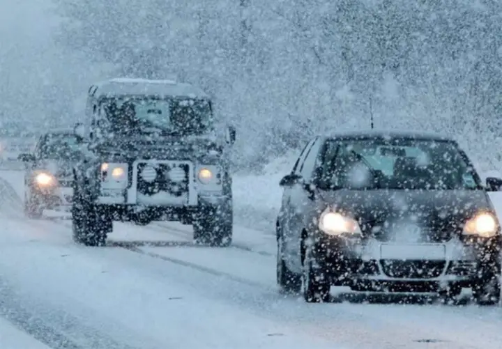 مسدود شدن موقت محور پونل-خلخال تا جمعه؛ رانندگان بخوانند!