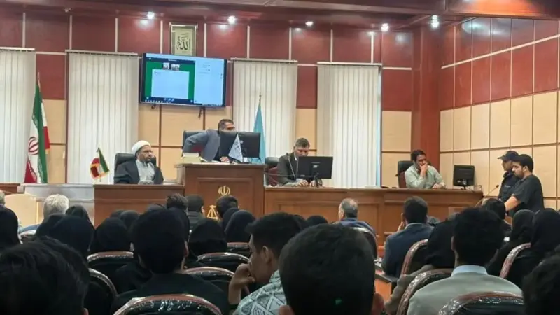 ۲ سال پس از آزادی از زندان؛ پسر جوان چگونه خانواده‌اش را قربانی جنایتی هولناک کرد؟