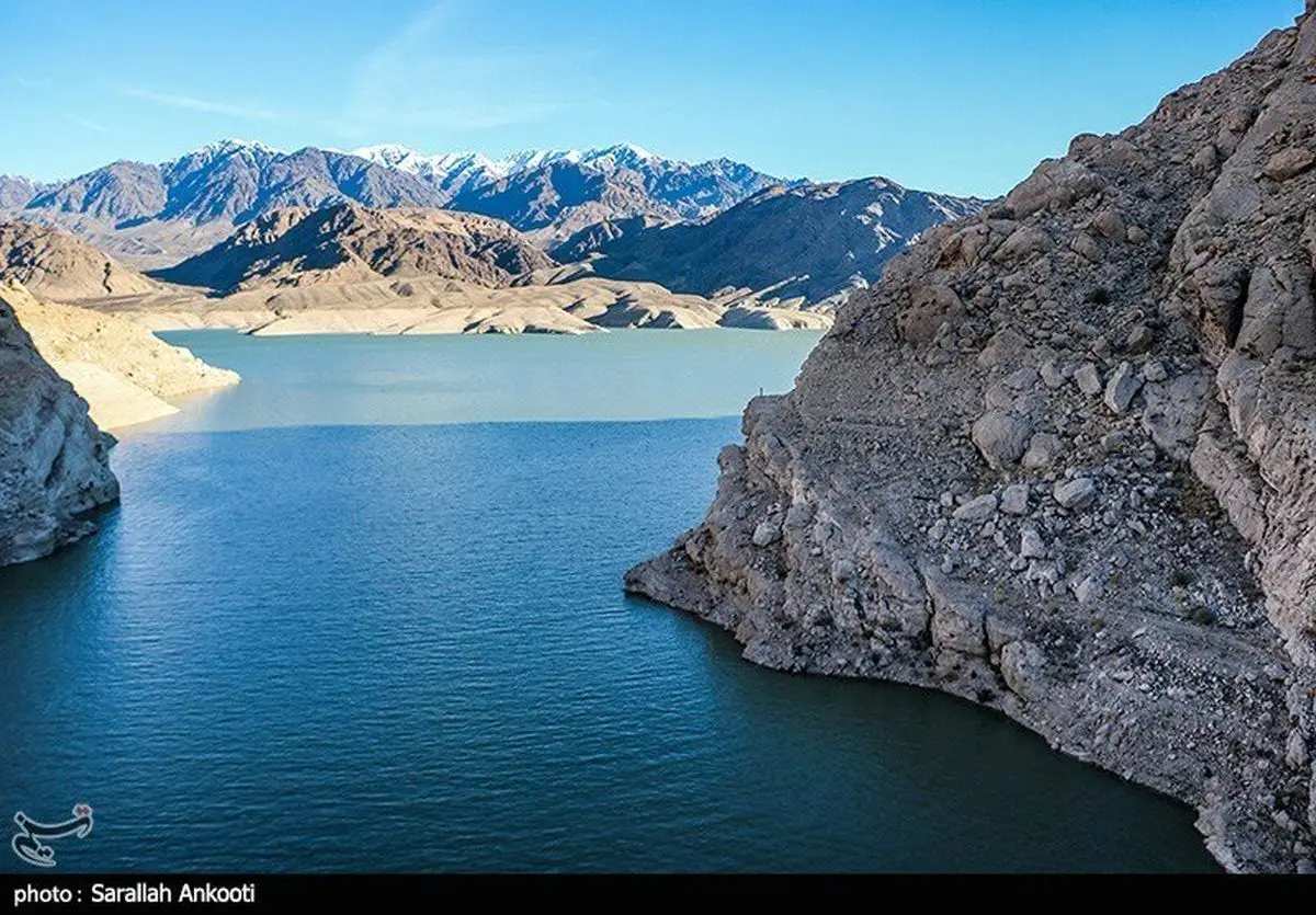 سد جیرفت پس از بارش‌های بی‌سابقه جان تازه گرفت؛ ذخیره آب به اوج می‌رسد