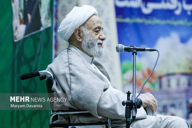 قرائتی: چرا آموزه‌های قرآن باید به صورت عملی در زندگی‌مان جاری شود؟