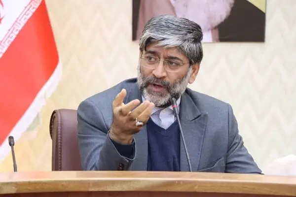 عتباتی: سیل خروشان مردم در ۹ دی فتنه دشمنان را نقش بر آب کرد