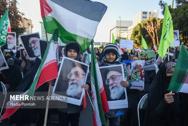 ۹ دی؛ بازگشت آگاهانه مردم به صحنه برای صیانت از جمهوریت، ولایت و امنیت